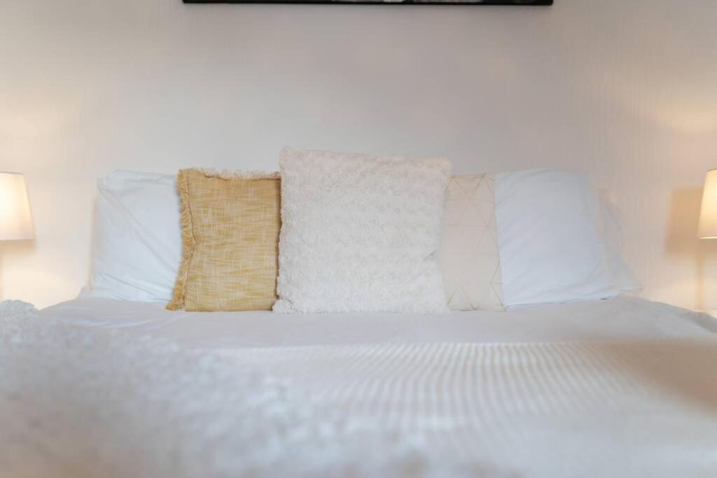 Phenix Central - Huge 3 Bed, Super Equipped Apartment. 카디프 외부 사진