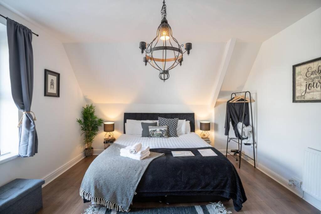 Phenix Central - Huge 3 Bed, Super Equipped Apartment. 카디프 외부 사진