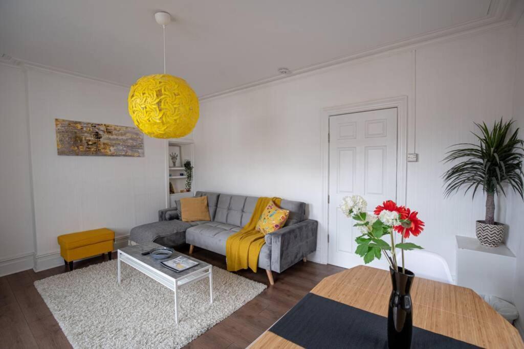 Phenix Central - Huge 3 Bed, Super Equipped Apartment. 카디프 외부 사진